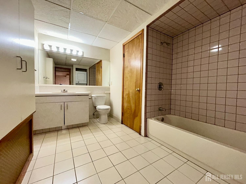 54 Loring Avenue - Photo 13
