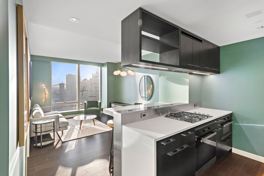 252 South Street - Photo 3