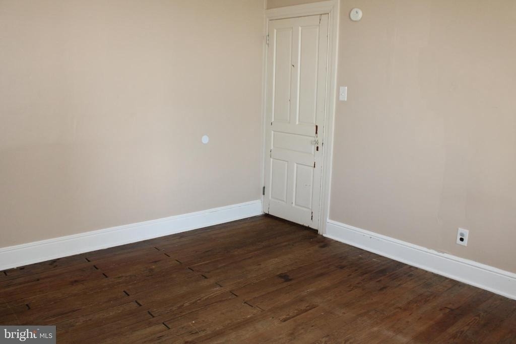 983 E Philadelphia Street - Photo 9
