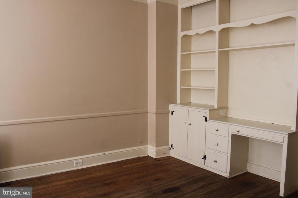 983 E Philadelphia Street - Photo 4