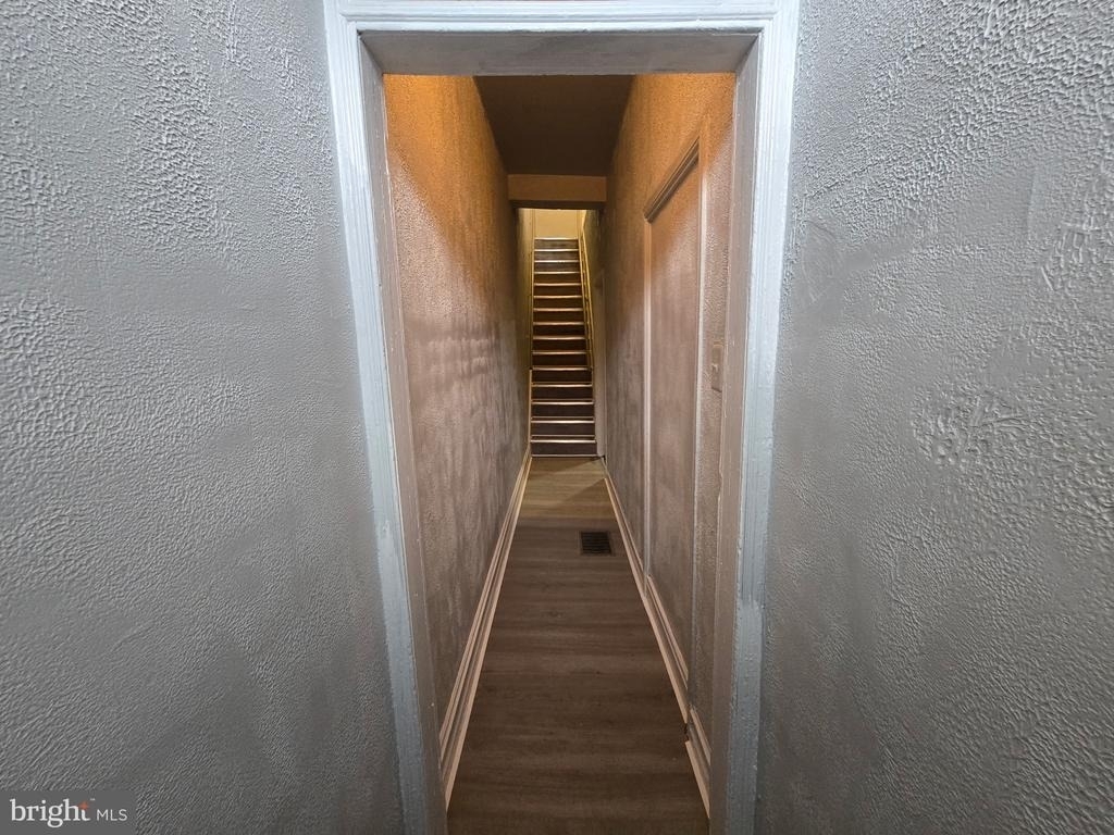 814 Upland Street - Photo 1