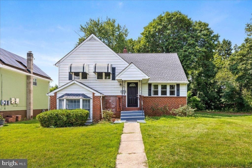 404 Franklin Road - Photo 0