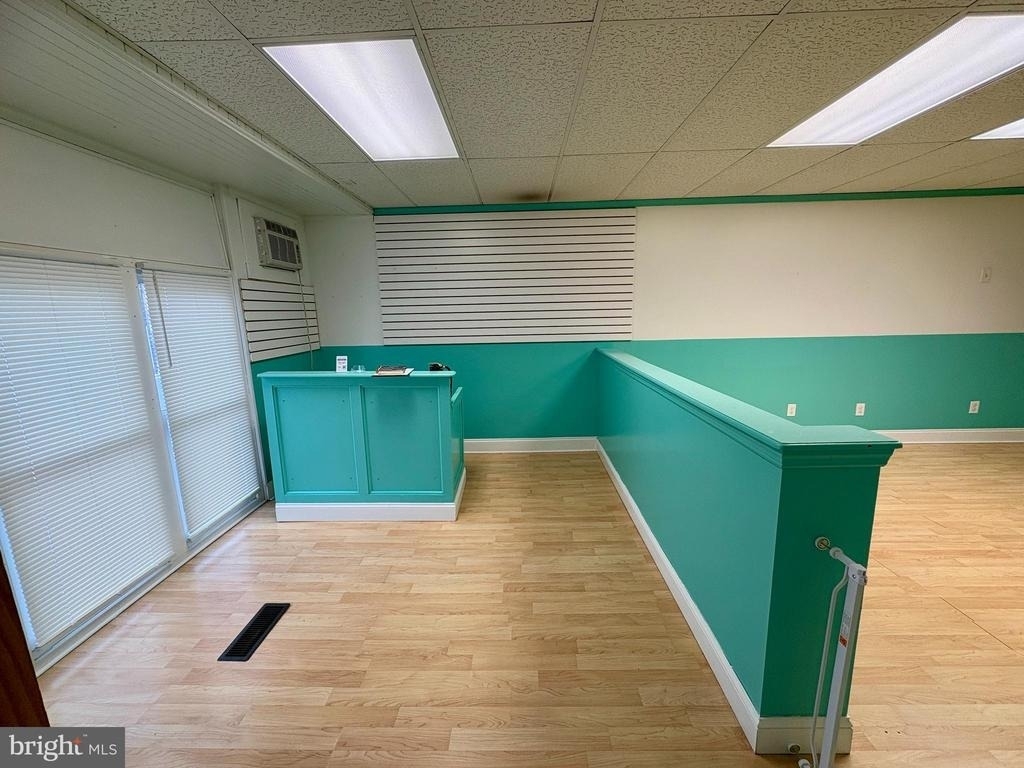3002 N Centre Street - Photo 6