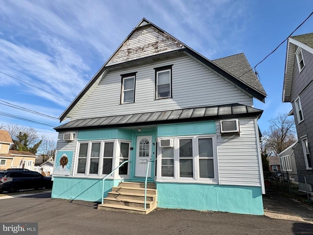 3002 N Centre Street - Photo 11