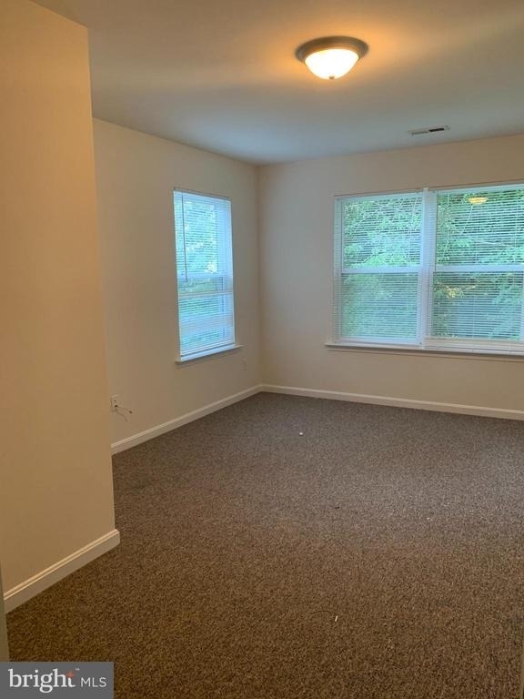 5061 Bayside Rd - Photo 5