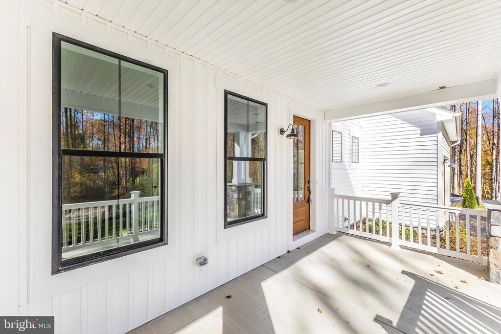 204 Three Rivers Road - Photo 1
