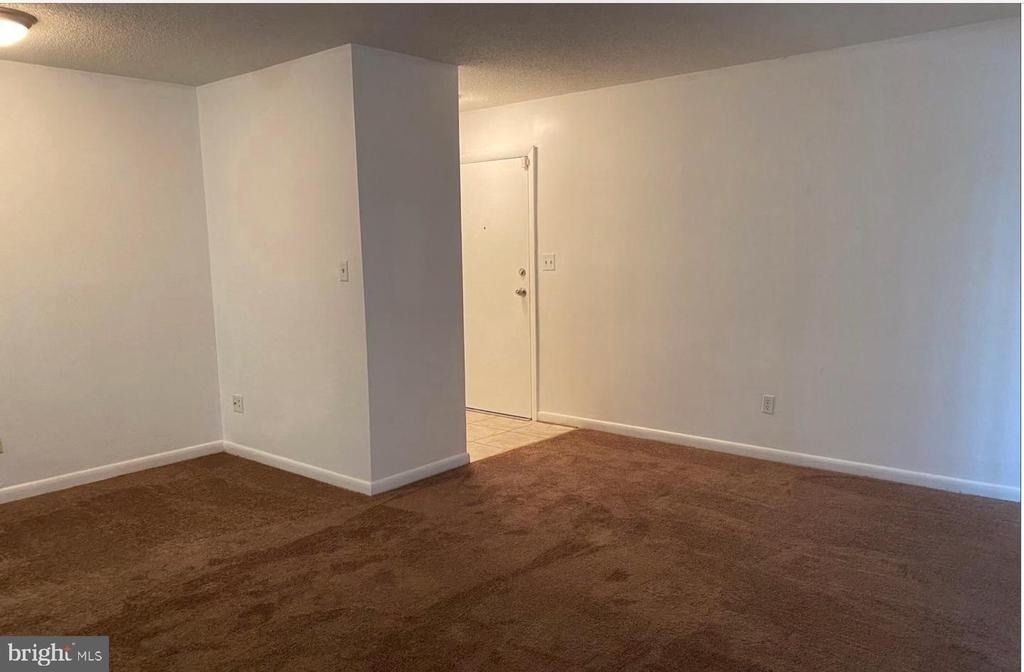 625 A Chesapeake Street Se - Photo 4