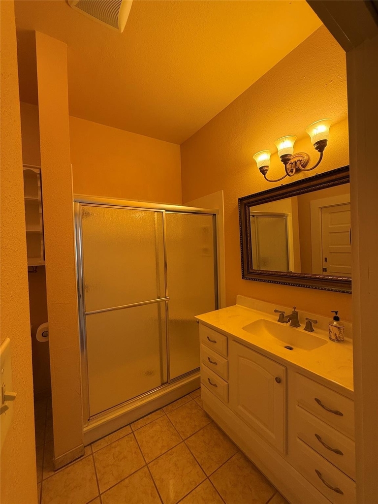 406 Normandy St - Photo 8