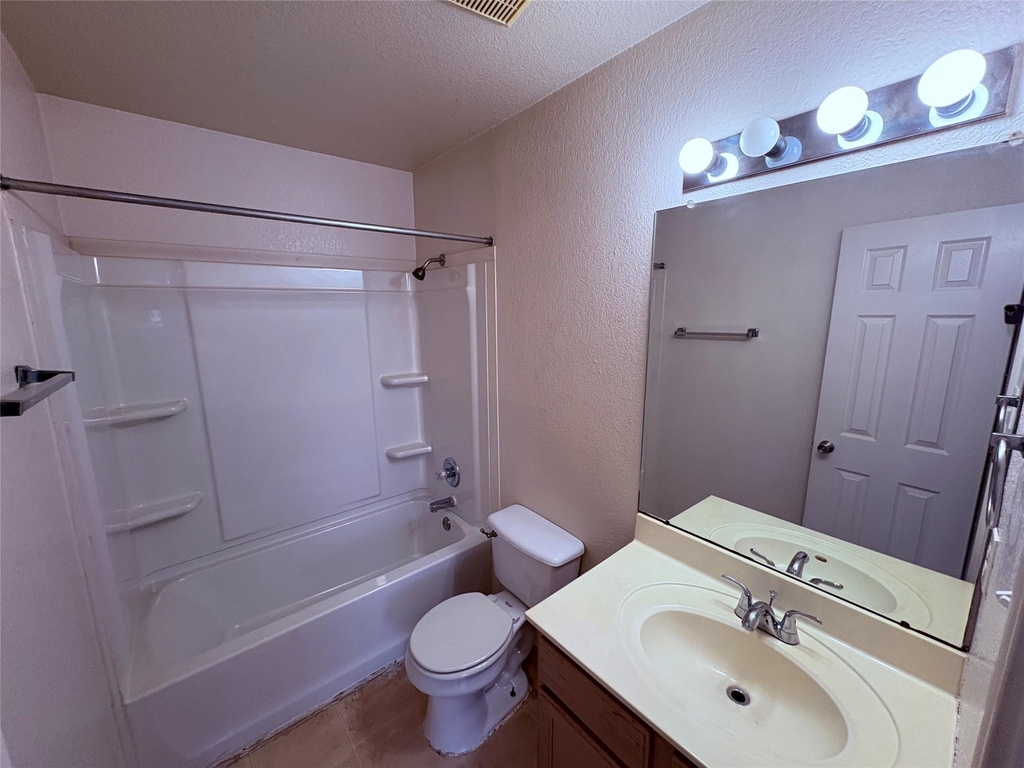 111 Cedar Grv - Photo 12