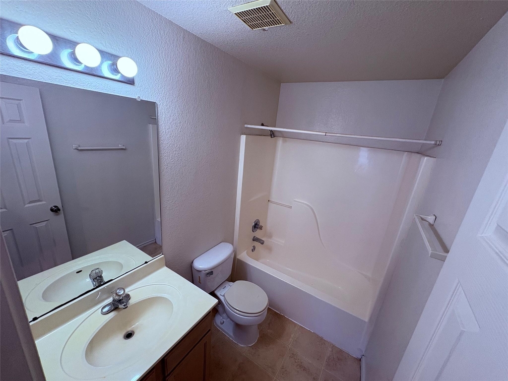 111 Cedar Grv - Photo 10