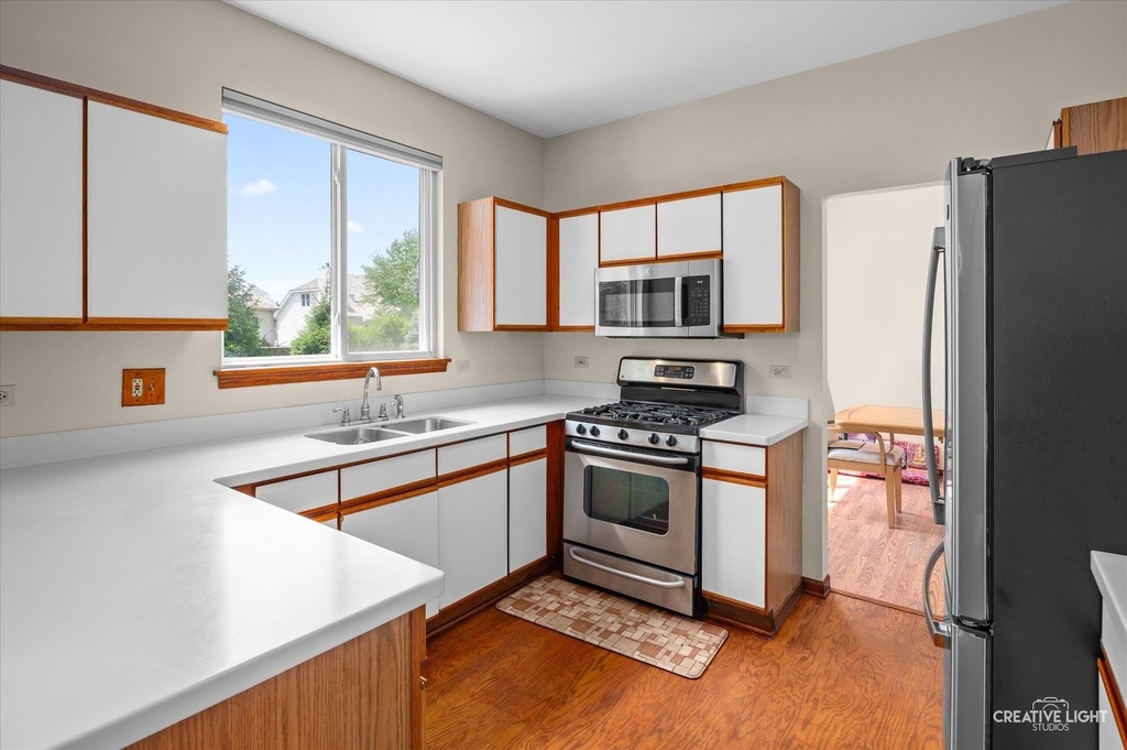 1348 Amaranth Drive - Photo 9