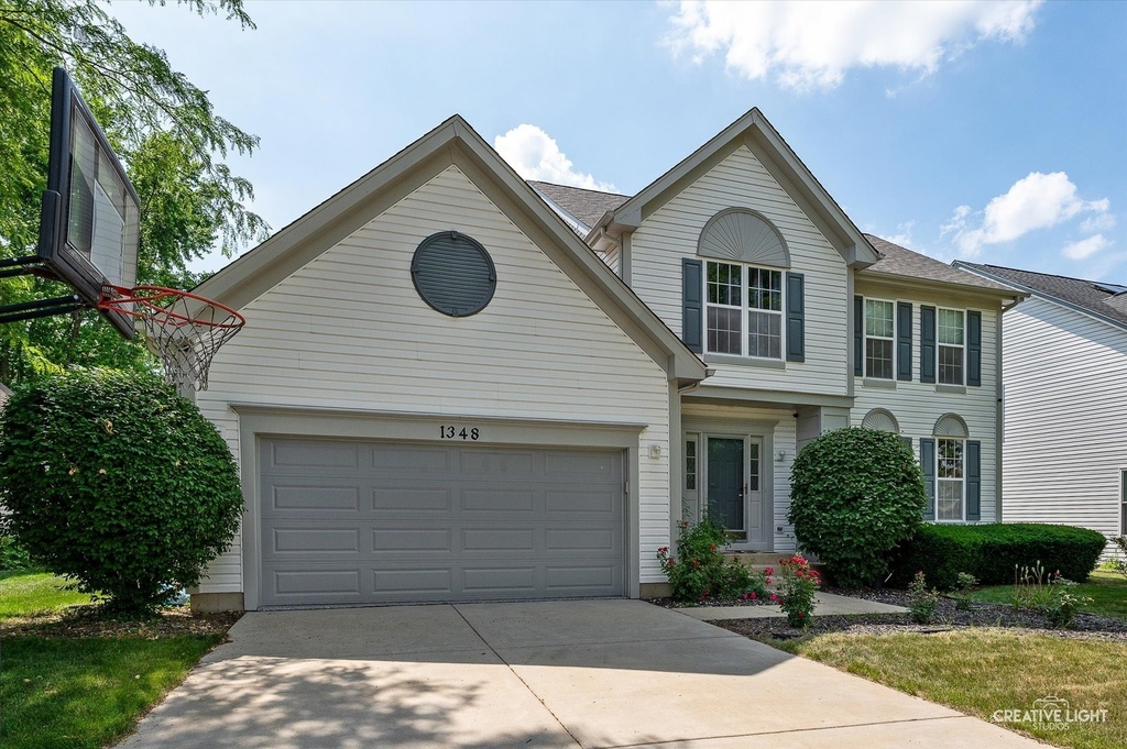 1348 Amaranth Drive - Photo 3