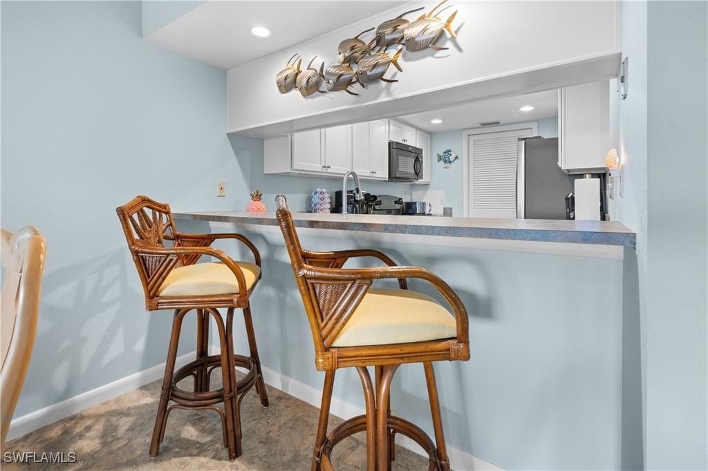 25901 Hickory Boulevard - Photo 4