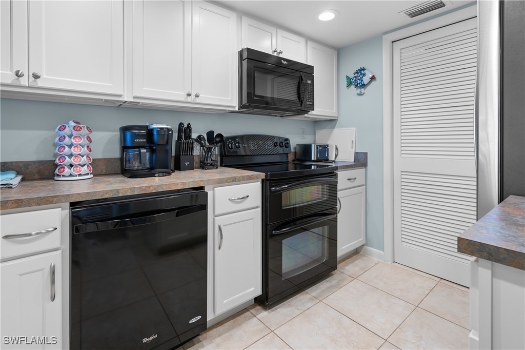 25901 Hickory Boulevard - Photo 2