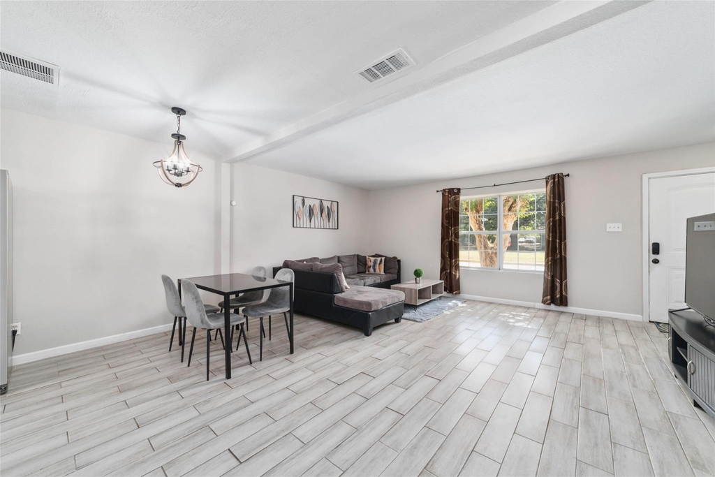 7821 Fuqua Street - Photo 4