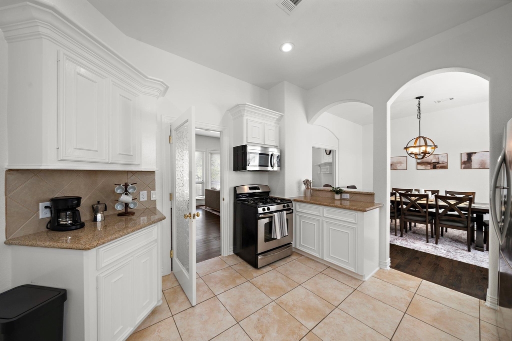 1505 Wentworth Street - Photo 8