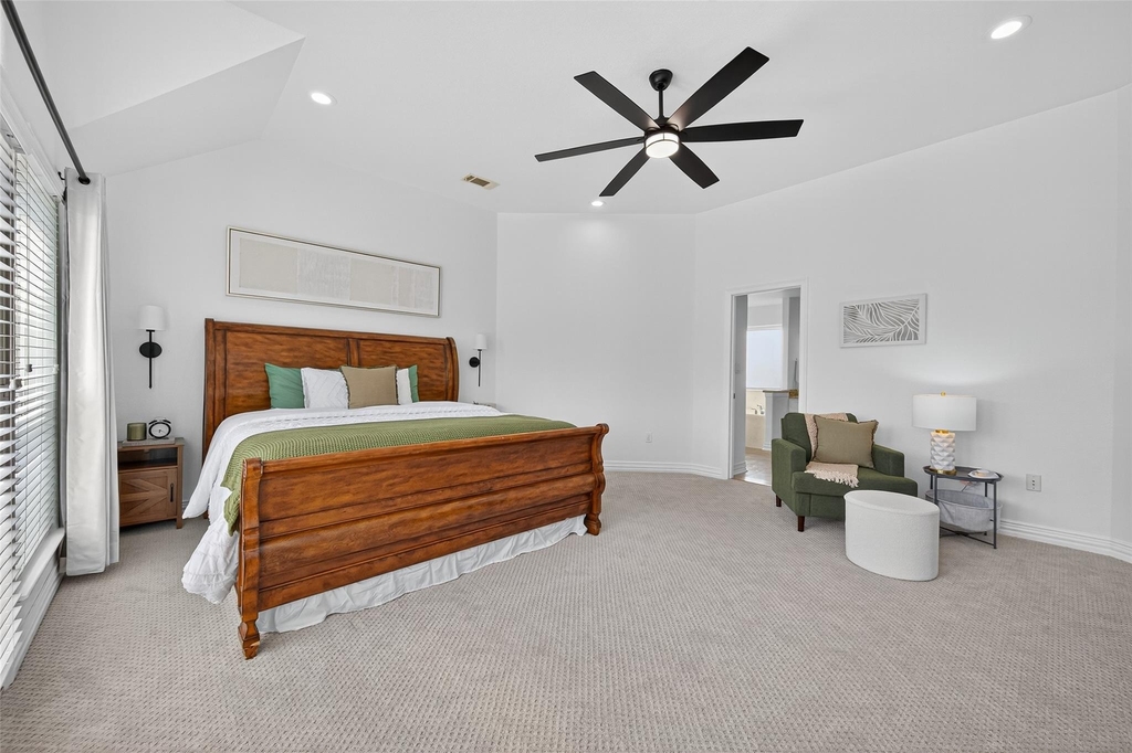 1505 Wentworth Street - Photo 32