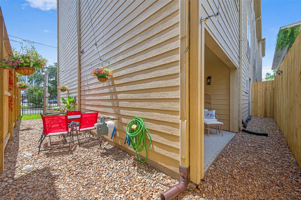 1505 Wentworth Street - Photo 47