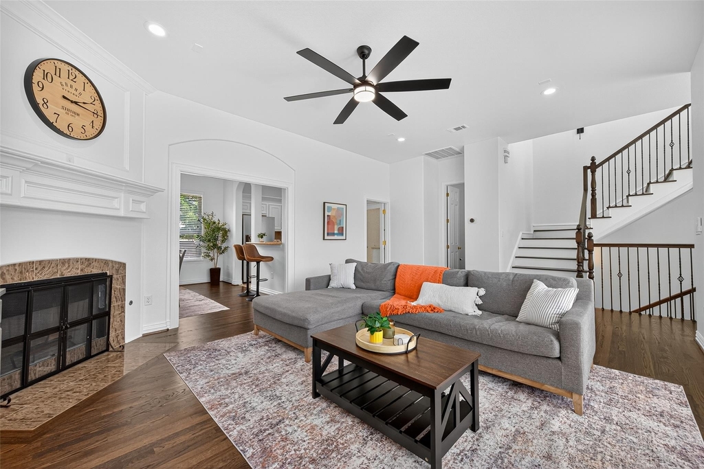 1505 Wentworth Street - Photo 0