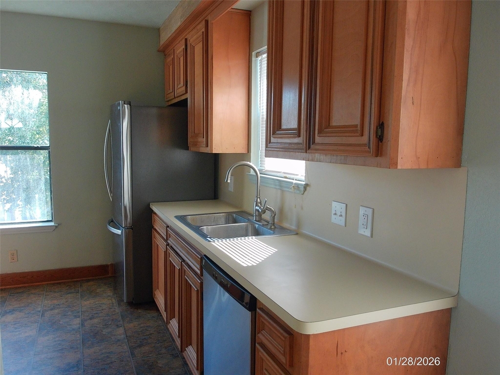 4619 Avenue Avenue S - Photo 13