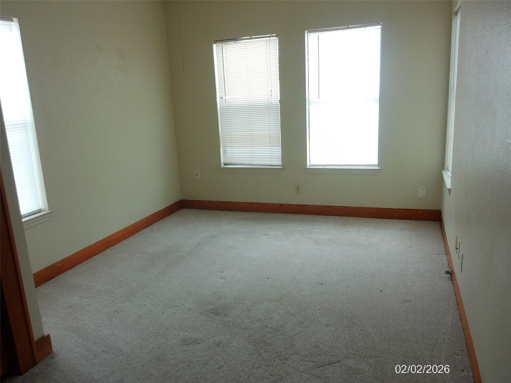 4619 Avenue Avenue S - Photo 22