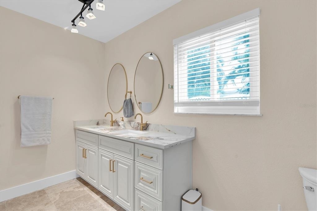 518 77th Avenue - Photo 24