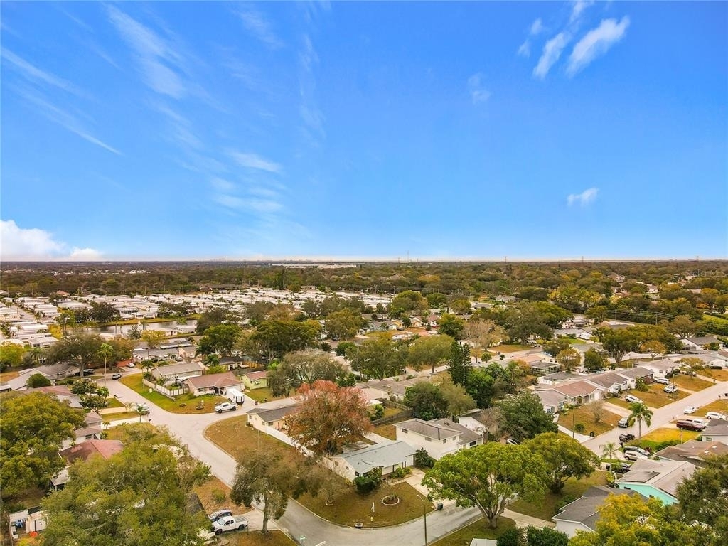 762 Barbara Street - Photo 2