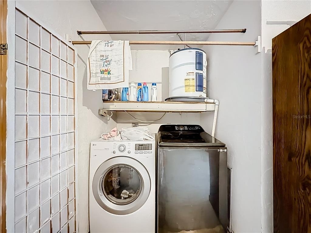 762 Barbara Street - Photo 28
