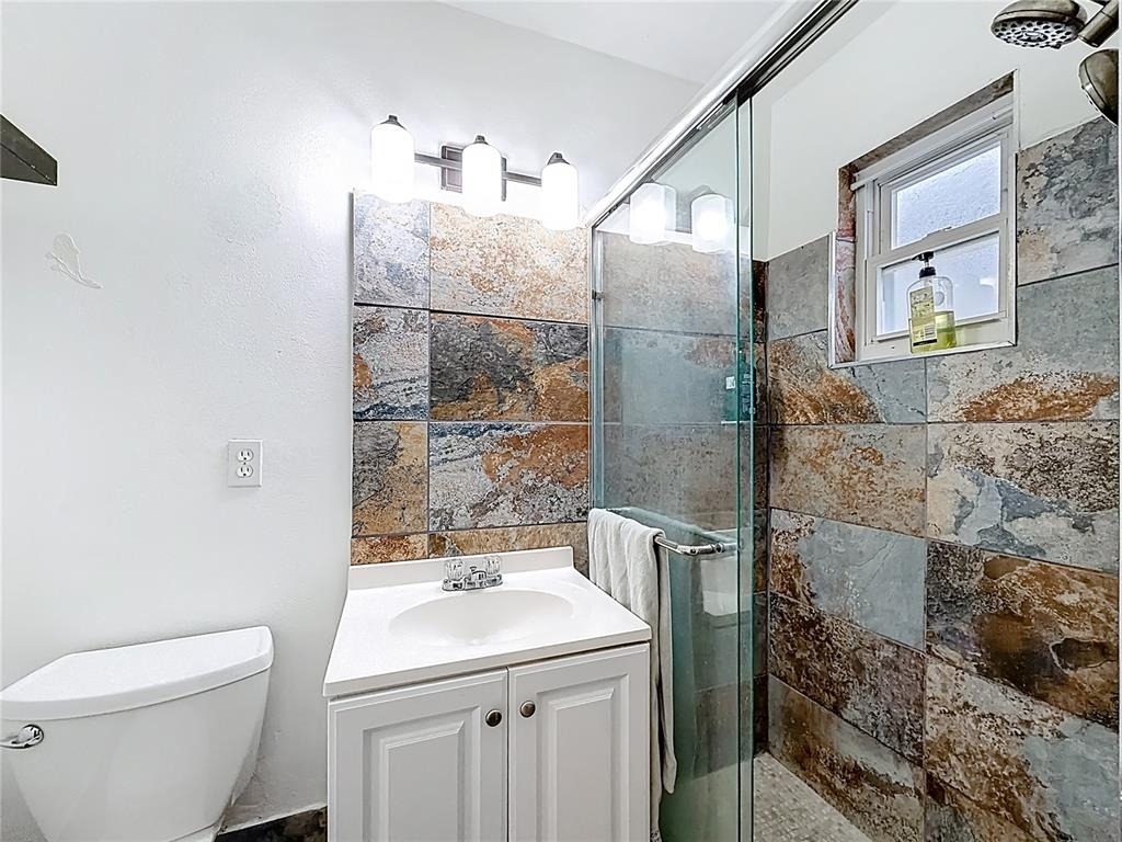 762 Barbara Street - Photo 27
