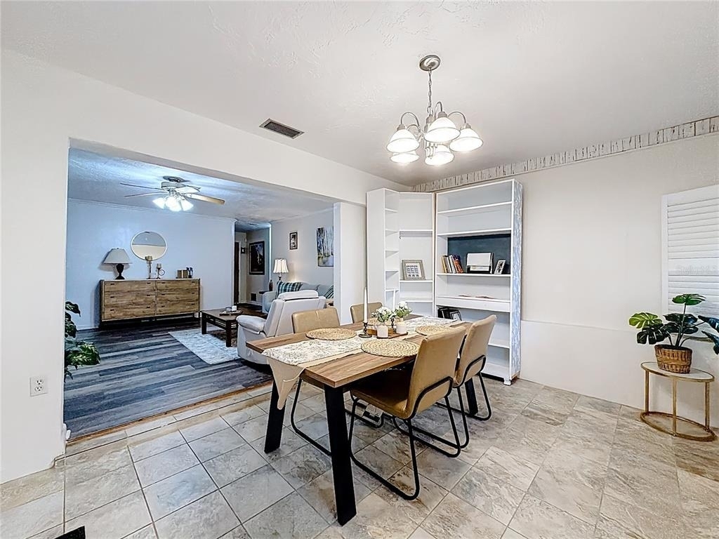 762 Barbara Street - Photo 18