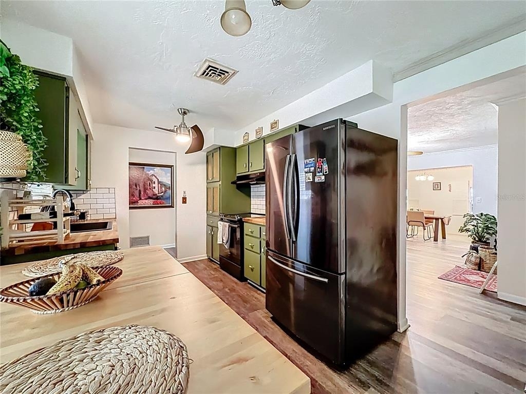 762 Barbara Street - Photo 13