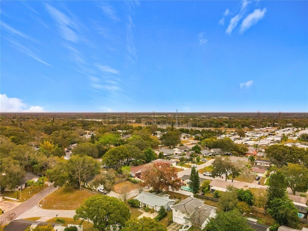 762 Barbara Street - Photo 4
