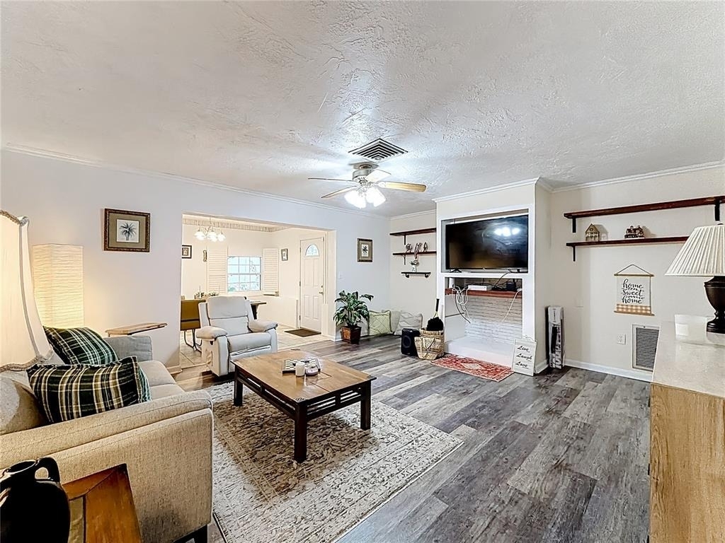 762 Barbara Street - Photo 14