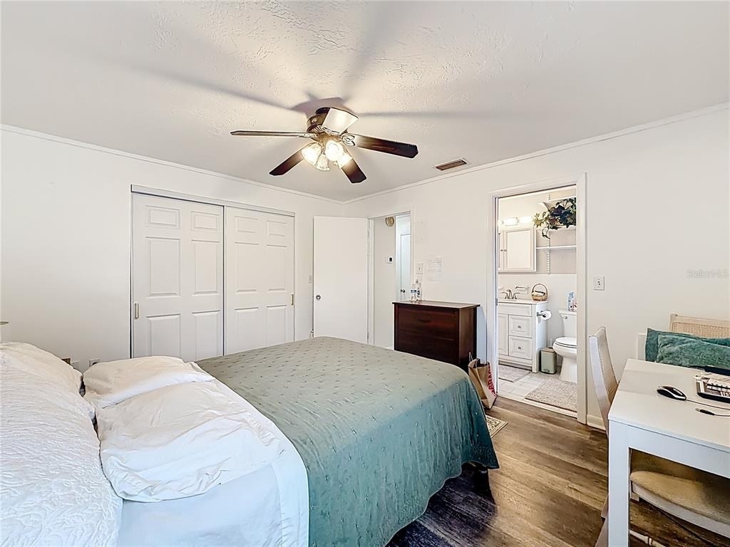 762 Barbara Street - Photo 23