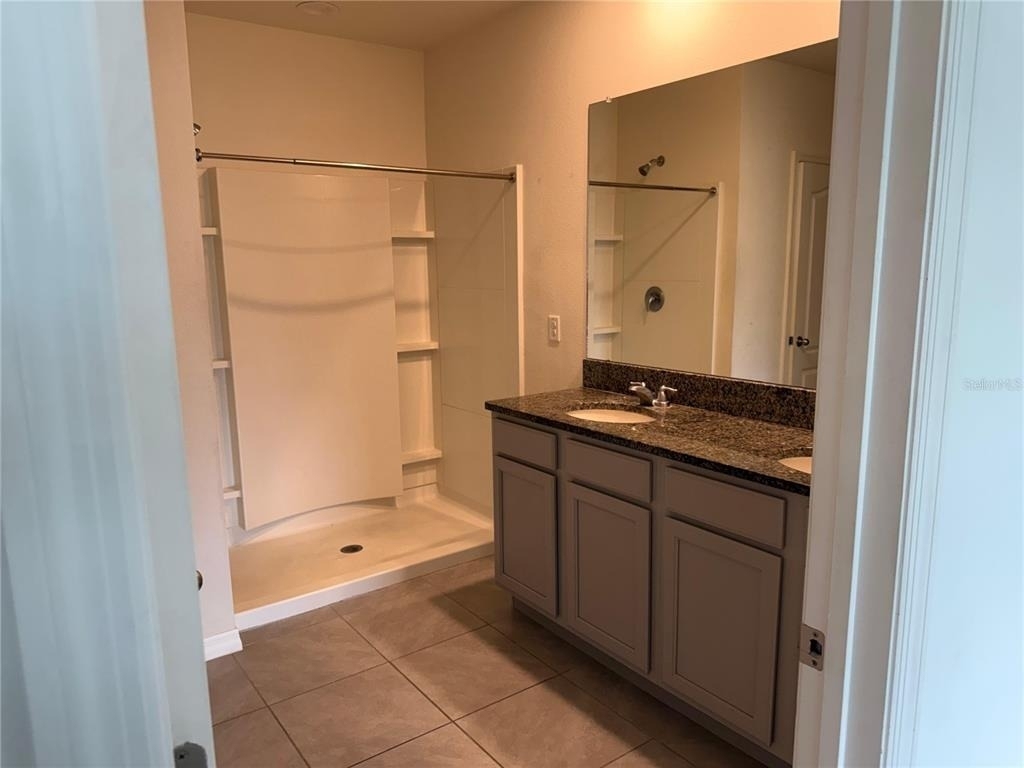 521 Nicken Grove - Photo 7