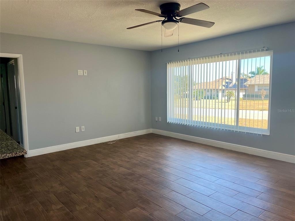 36 Marigold Lane - Photo 2