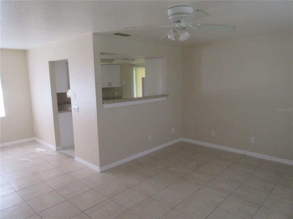 979 Roseway Terrace Nw - Photo 8