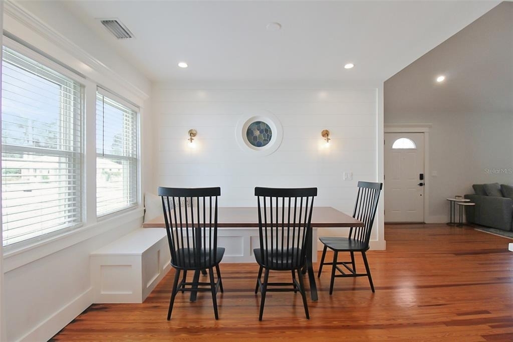 2321 18th Avenue W - Photo 12