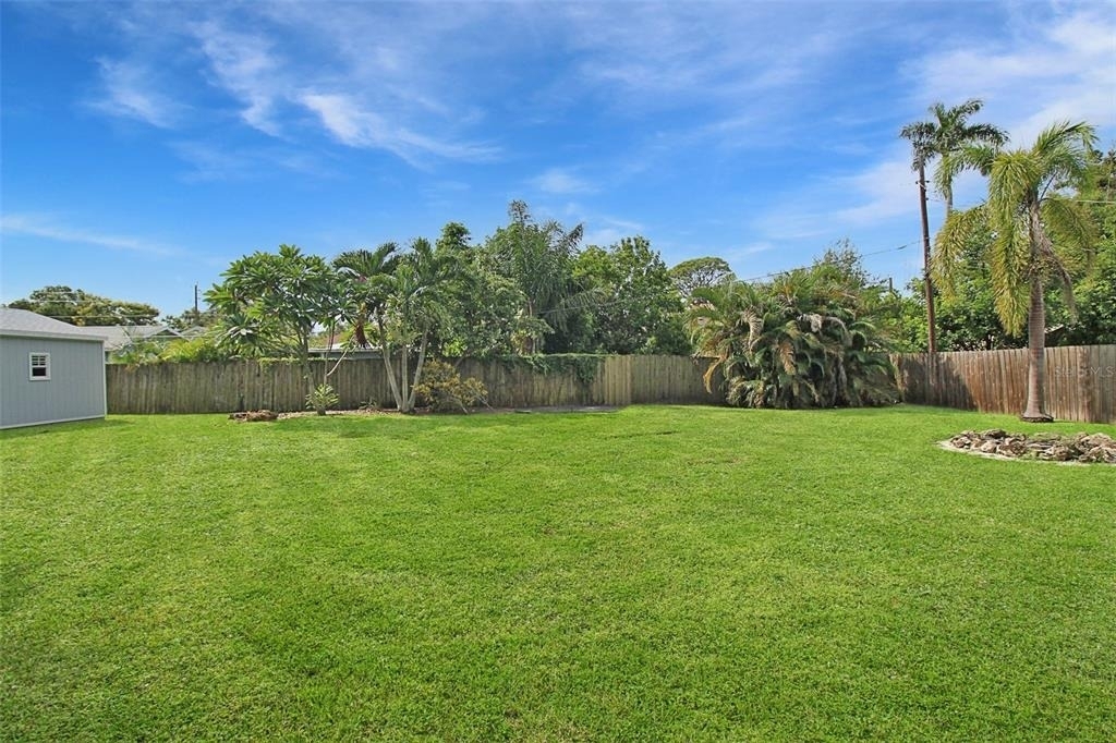 2321 18th Avenue W - Photo 34