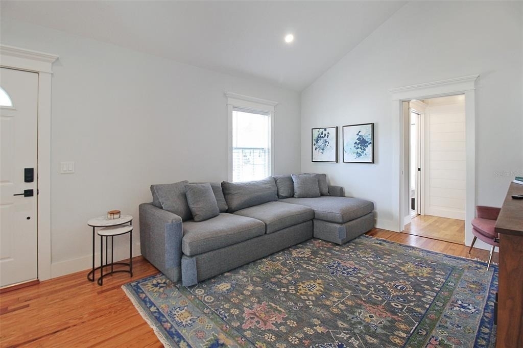2321 18th Avenue W - Photo 7