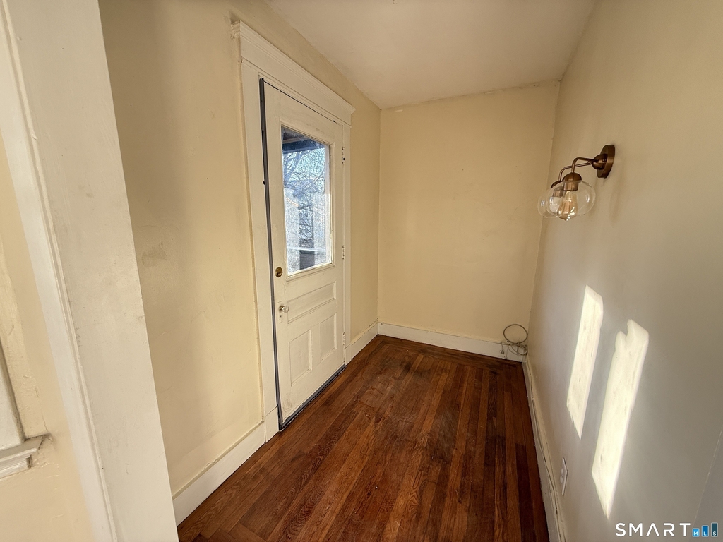 867 Elm Street - Photo 5