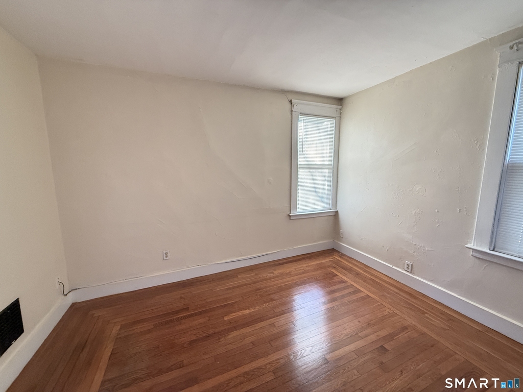 867 Elm Street - Photo 3