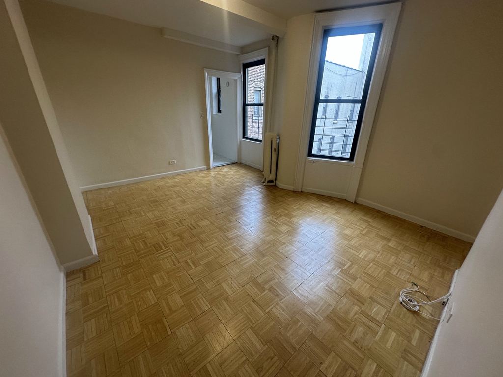  West 187th Street - Photo 0