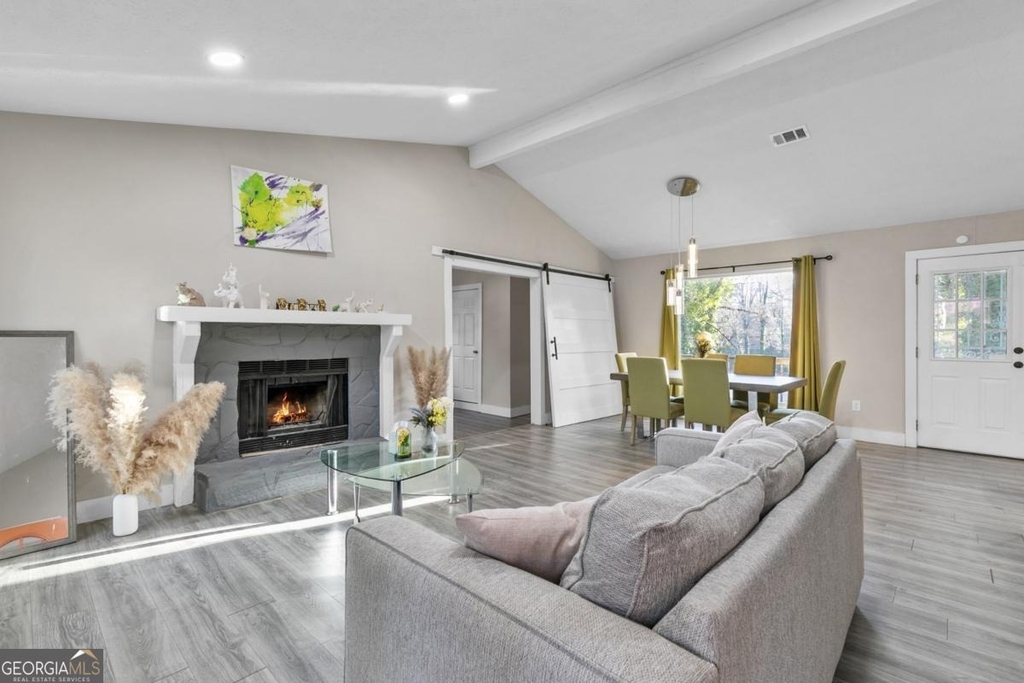 494 Plainville Drive Sw - Photo 4