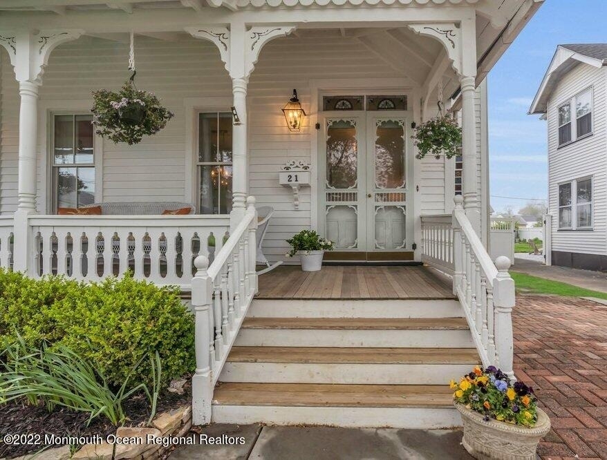 21 Pearce Avenue - Photo 1