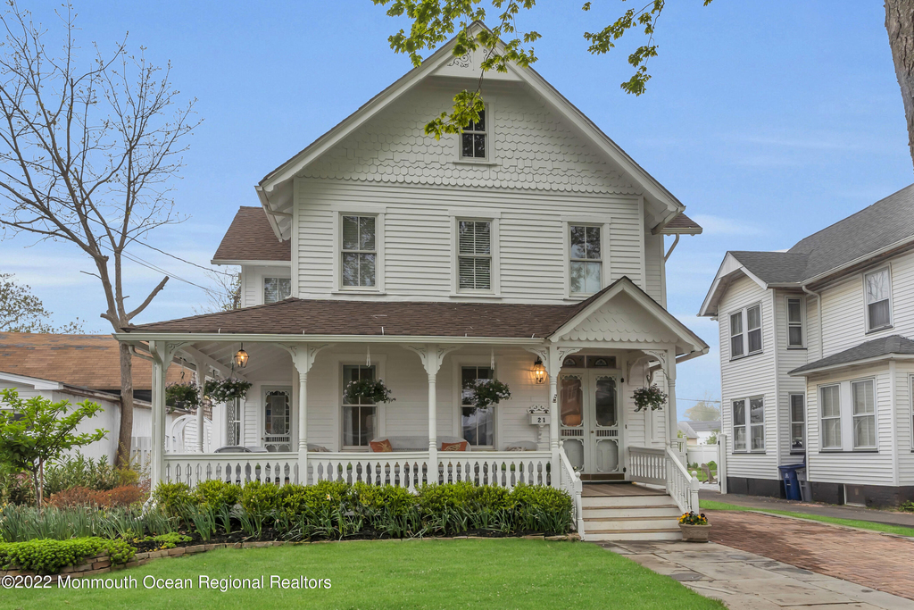 21 Pearce Avenue - Photo 2