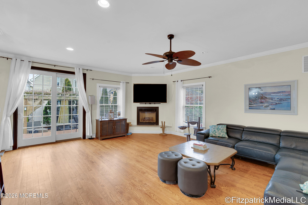 331 Richmond Avenue - Photo 6