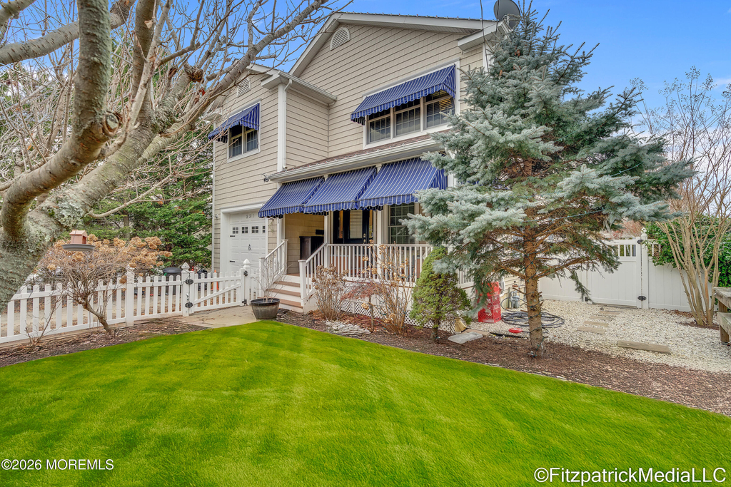 331 Richmond Avenue - Photo 0