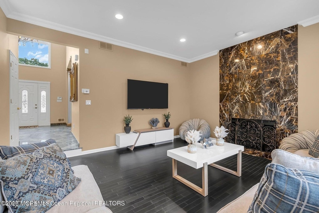 7 Mackenzie Road - Photo 11