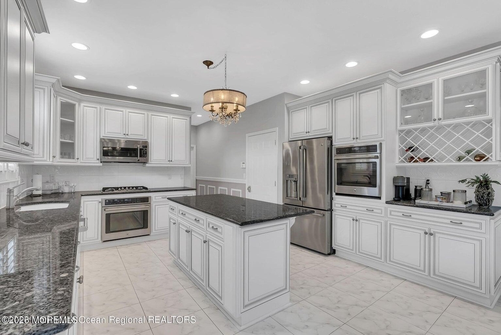 7 Mackenzie Road - Photo 15